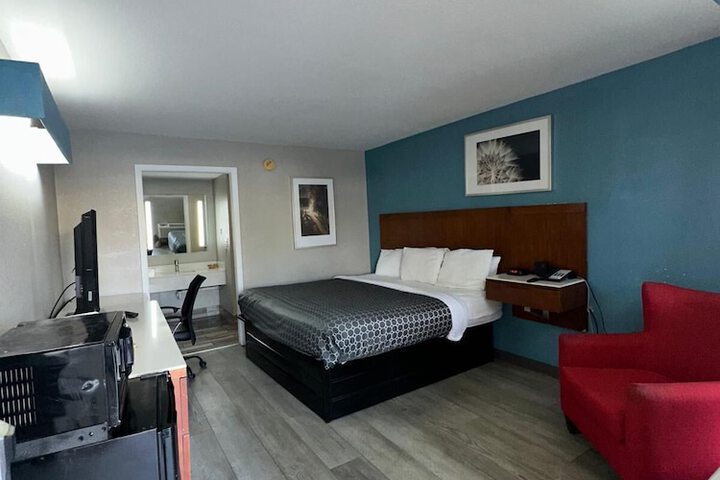 2 Double Beds Accessible (22 of 33)