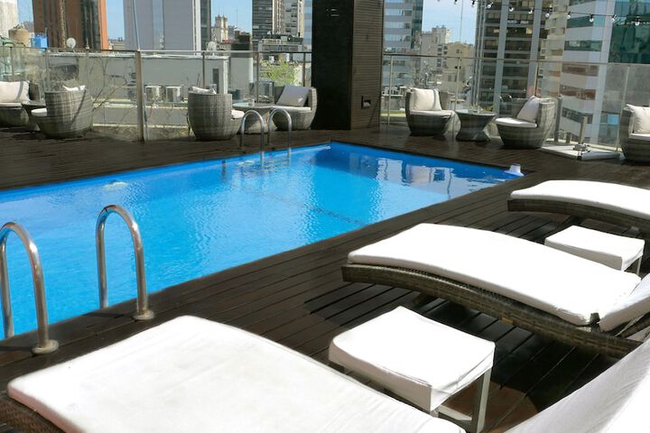 Pool Hotel