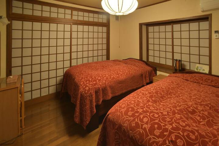 Room 15 of 73