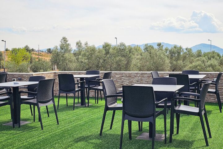 Terrace/Patio 68 of 70