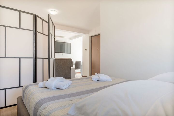 Room 26 of 31