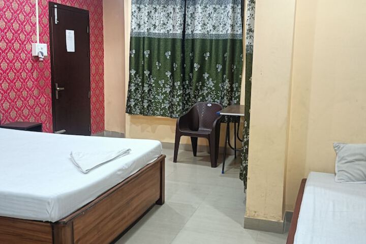 Room 20 of 37