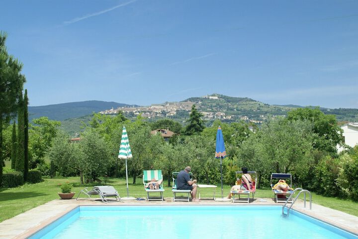 Pool 67 of 120