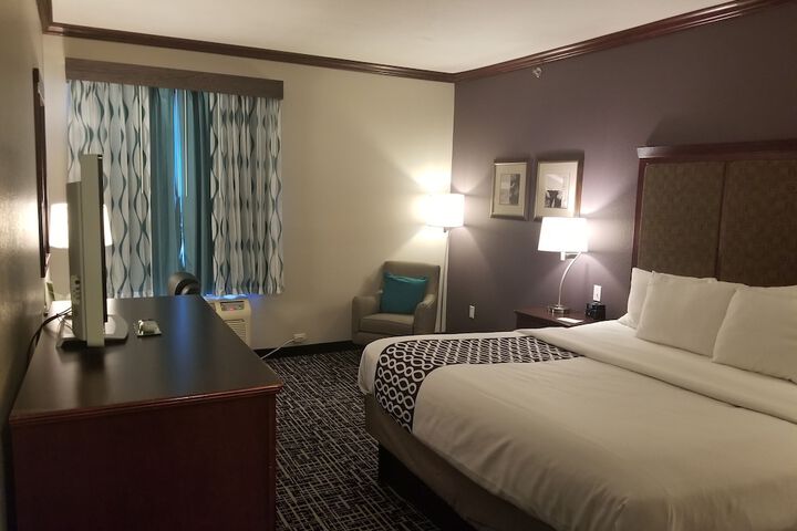 1 King Bed Mobility Accessible (7 of 14)