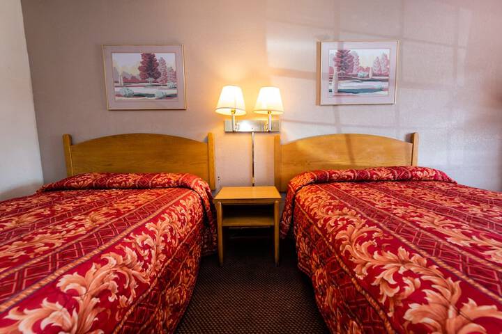 Room 8 of 35