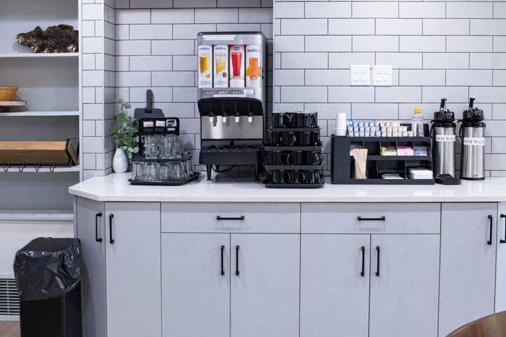 Breakfast/Coffee Service 98 of 123