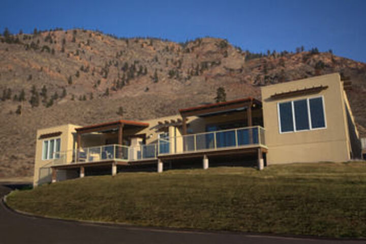 Hotel 3 of 9