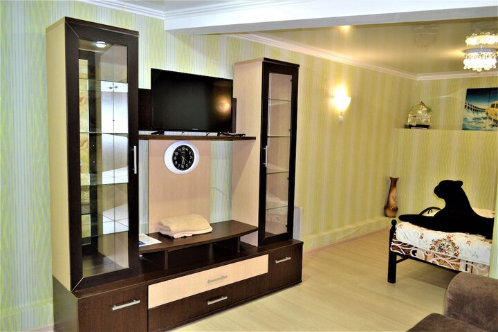 Room 43 of 46