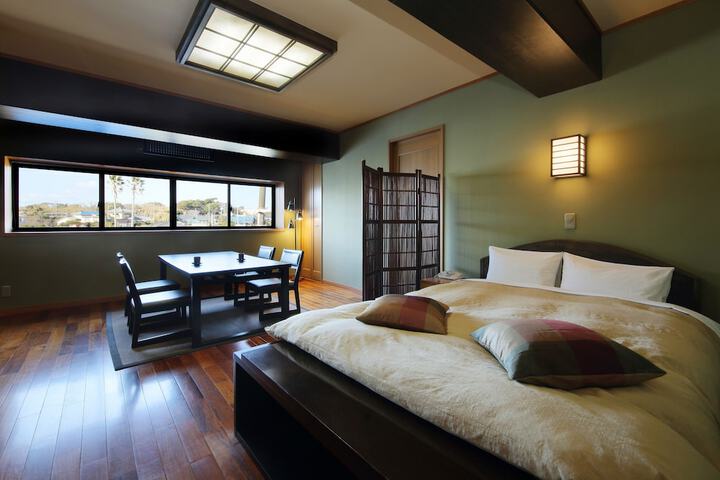 Room 14 of 68