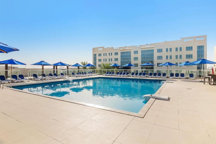 Pool 113 of 268