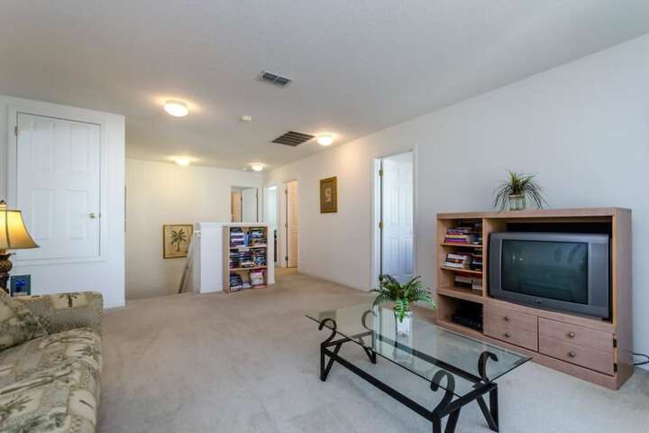 Room 18 of 27