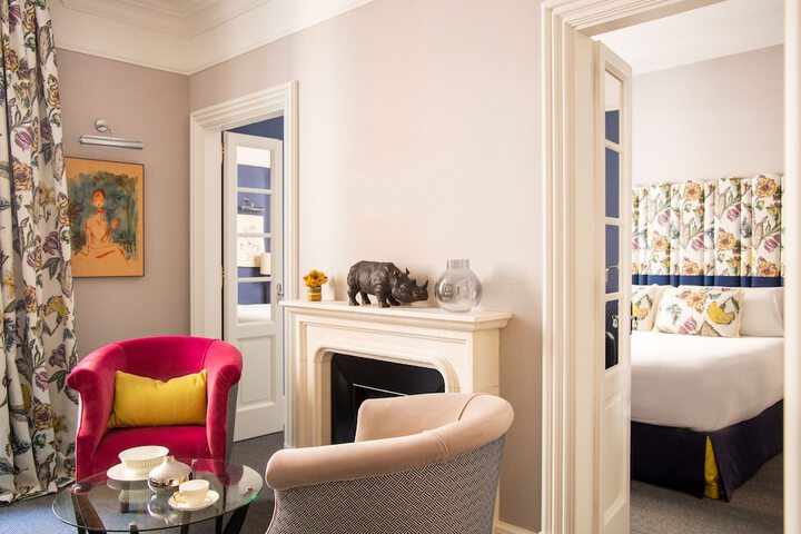 Room 47 of 106