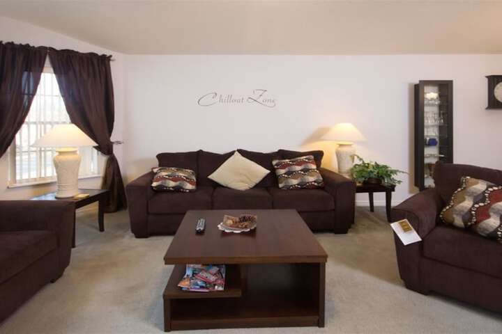 Room 4 of 12