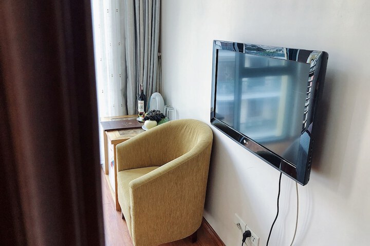 Room 34 of 60