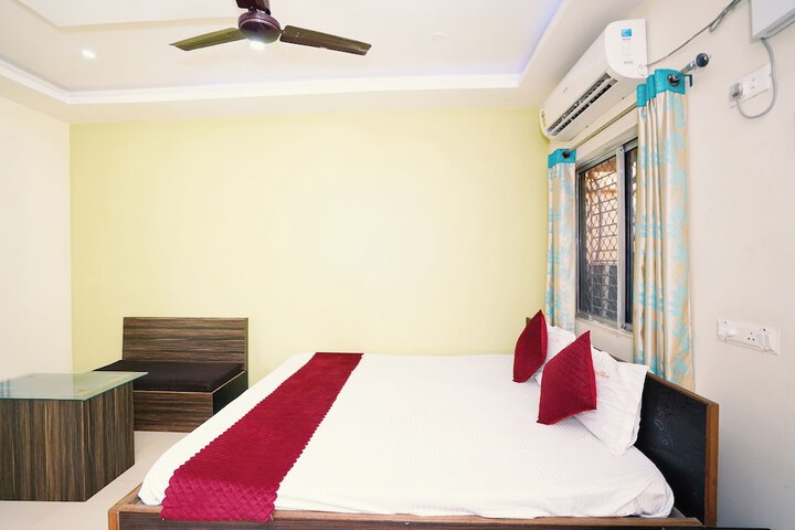 Room 7 of 25