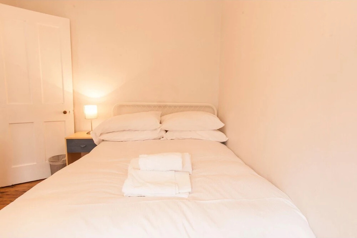 Fantastic Property for 4 in the Heart of London