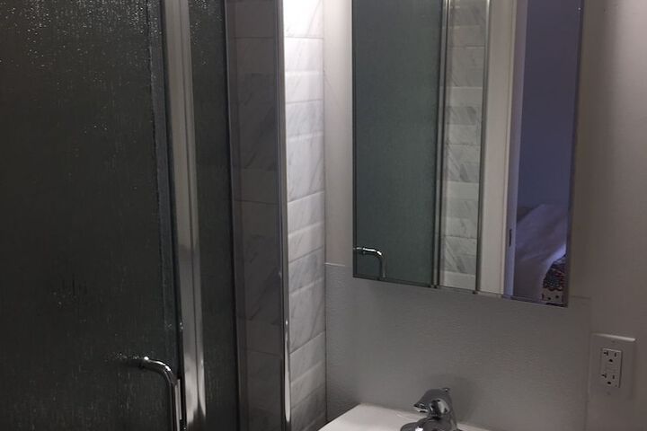 Room 16 of 43