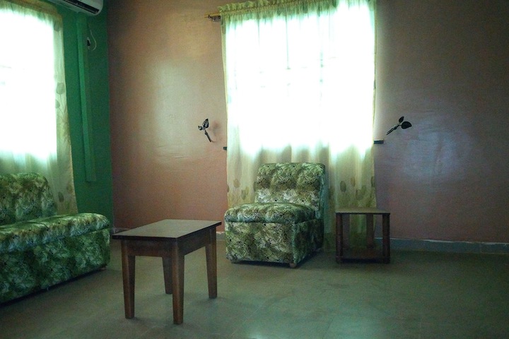 Room 7 of 10