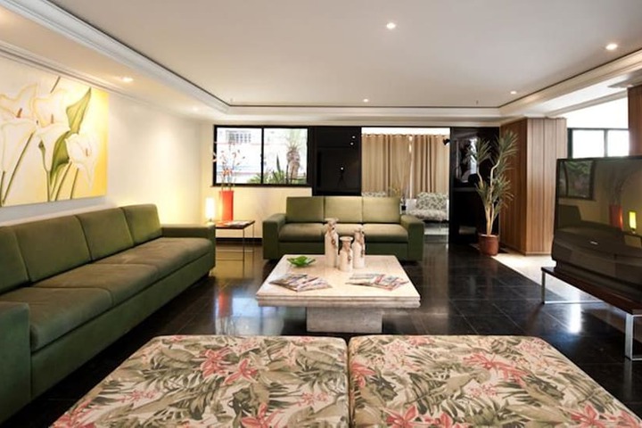 Lobby Entry