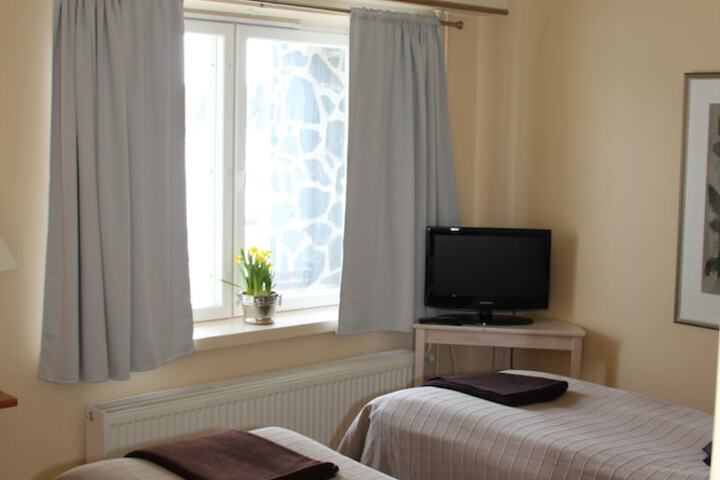 Room 4 of 70