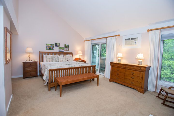 Deluxe King Bed (75 of 119)