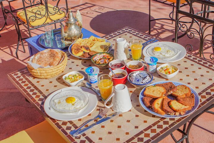 Breakfast/Coffee Service 21 of 55