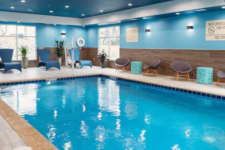 Pool 5 of 6