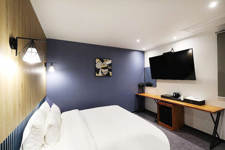 Room 39 of 50