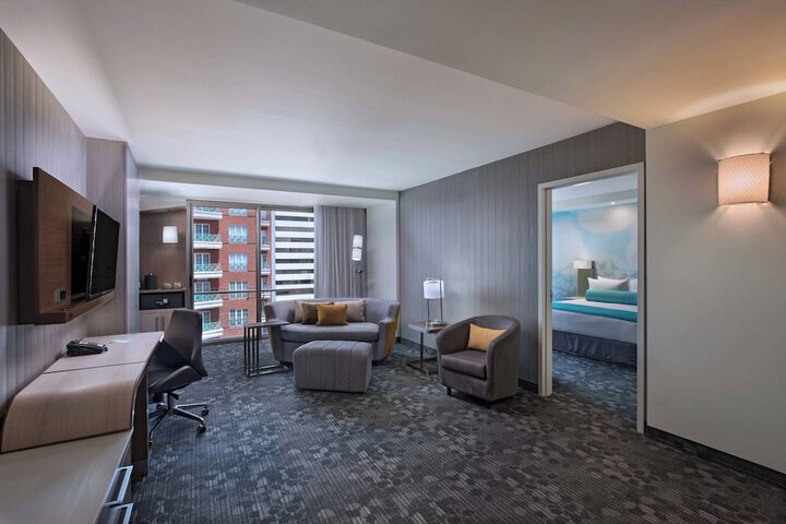 Room 12 of 47