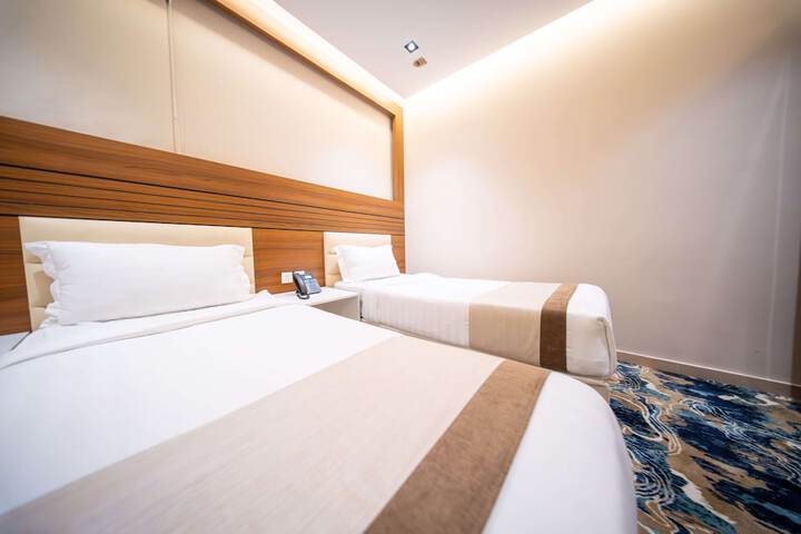 Room 38 of 61
