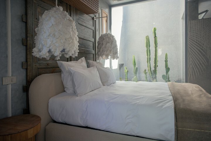 Room 32 of 152