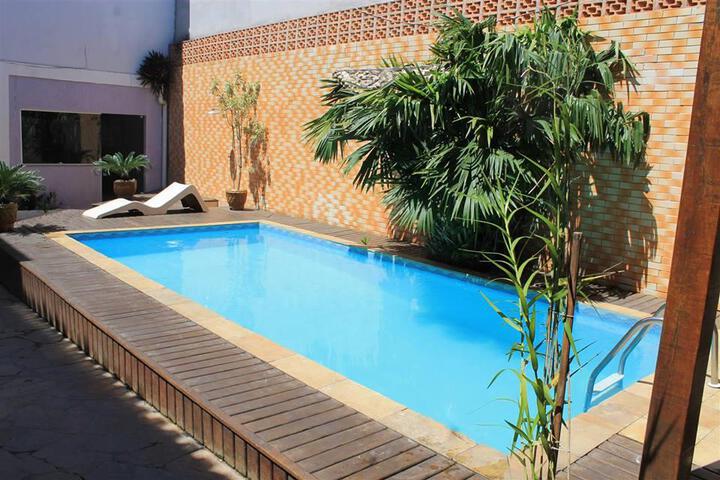Pool 7 of 24