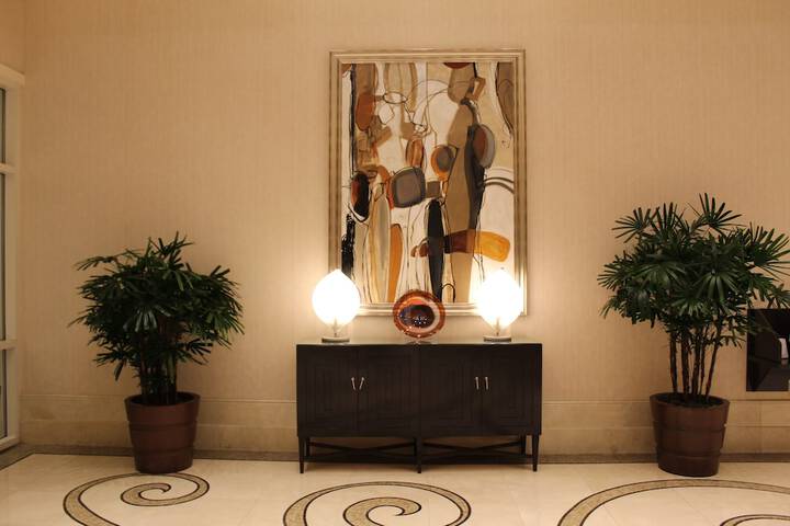 Hotel 2 of 72