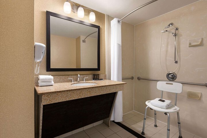 Bathroom shower
