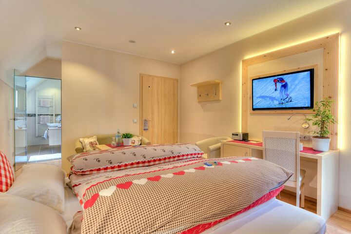 Room 14 of 49