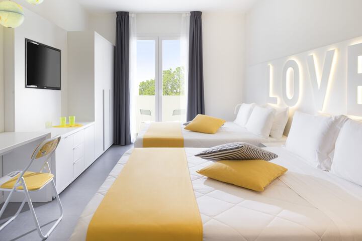 Room 20 of 57