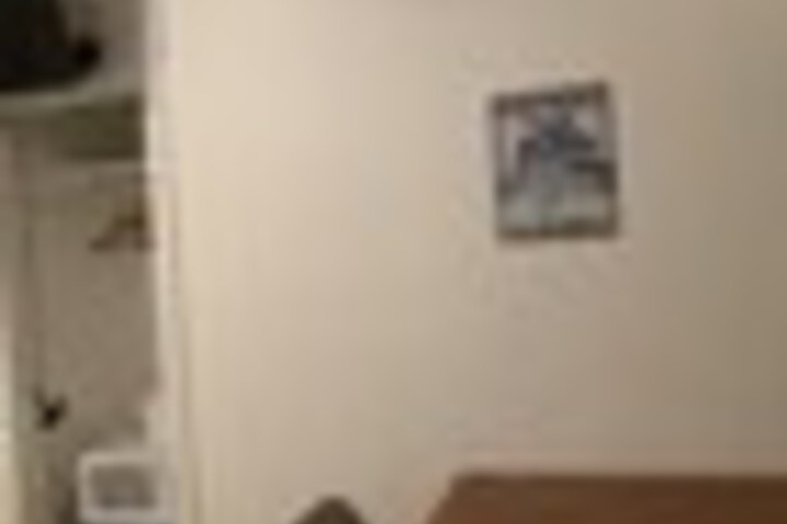 Room 29 of 204