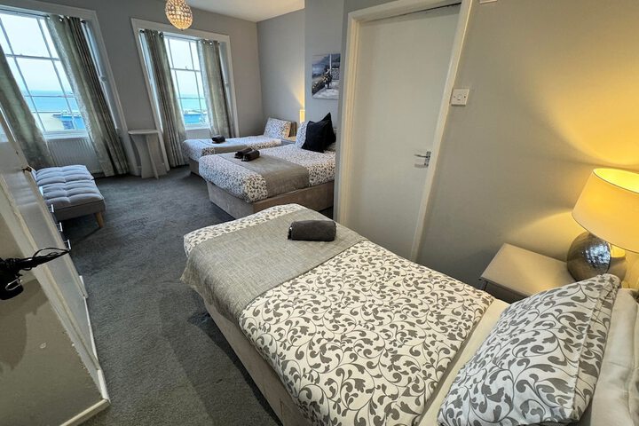 Room 16 of 125