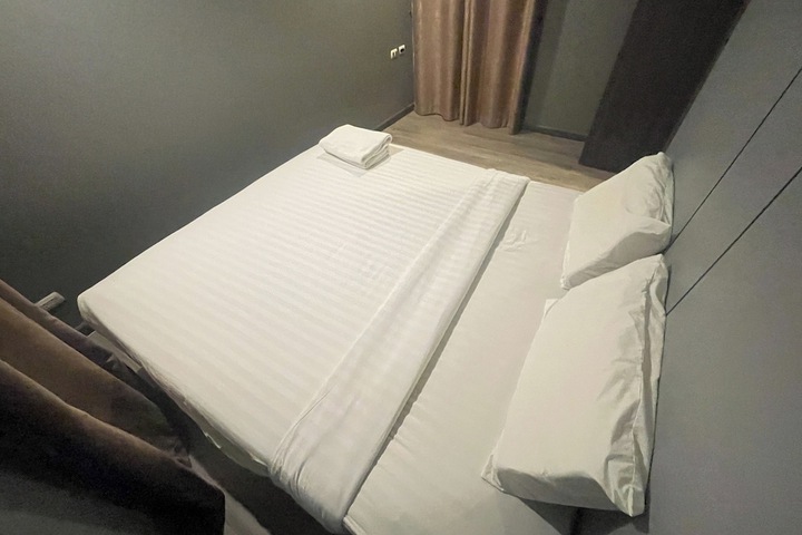 Room 30 of 50