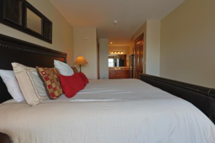 Room 14 of 77