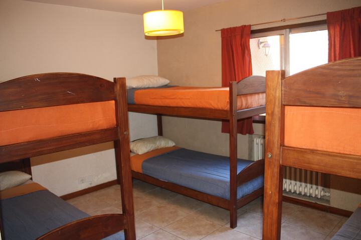 Room 8 of 70