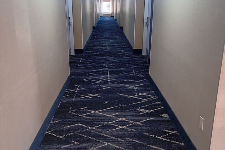 Ballroom/Hall 35 of 43