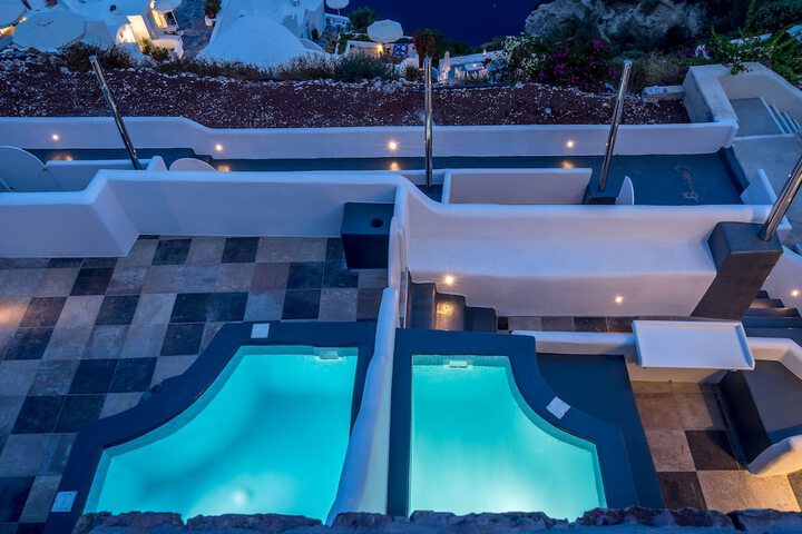 Hot Tub 36 of 54