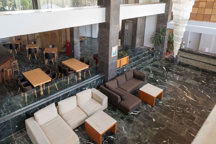 Lobby Photos