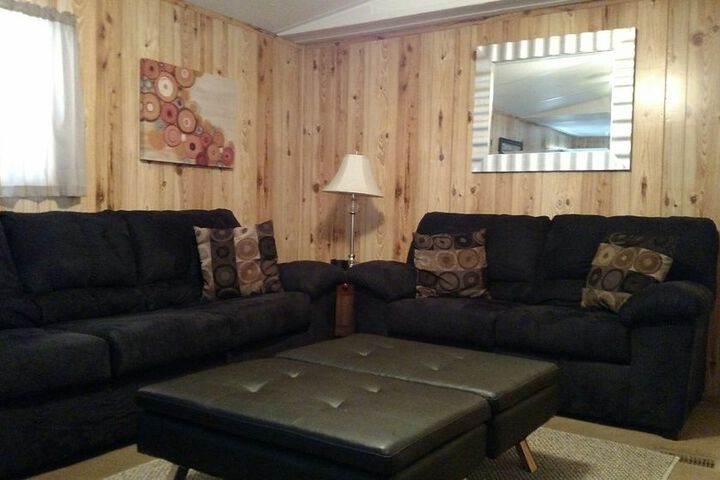Room 2 of 16