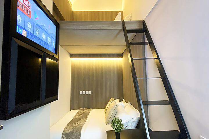 Room 76 of 180