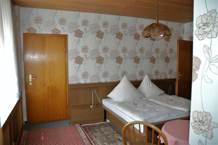 Room 15 of 56