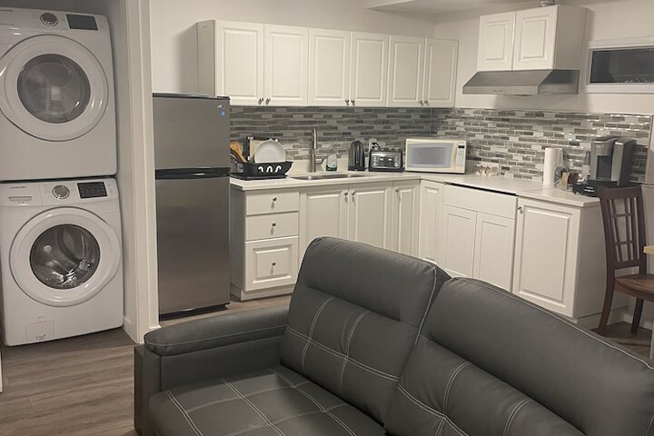 Room 7 of 19