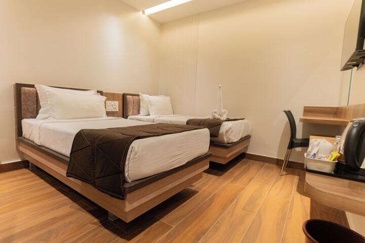 Room 9 of 21