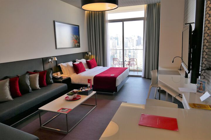 Room 3 of 75